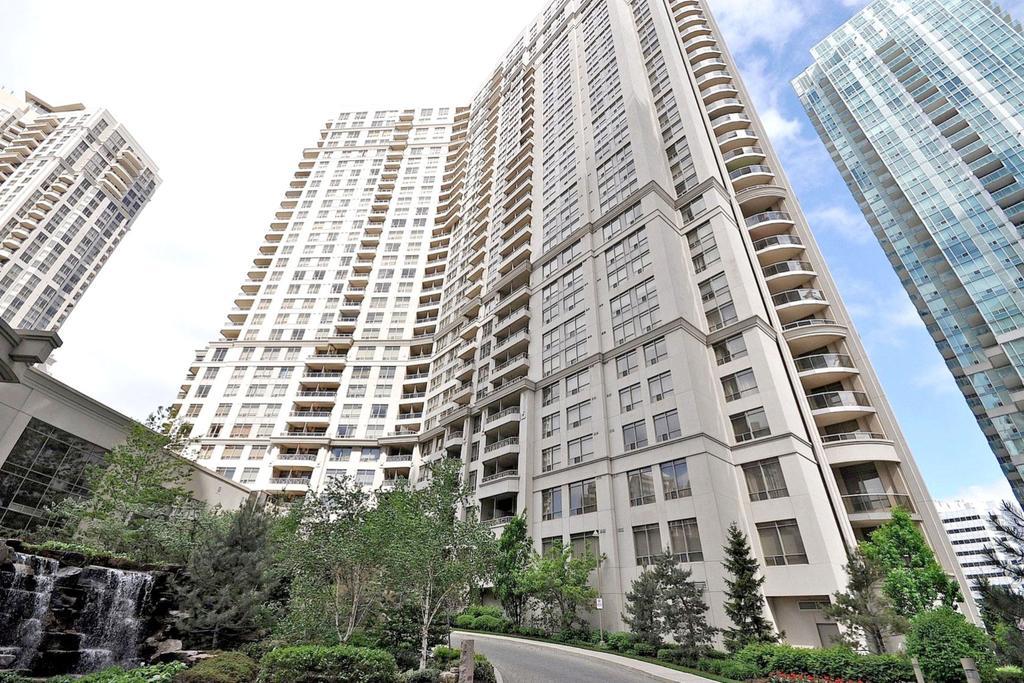 Napa Furnished Rental Apartments Square One มิสซิสซอกา ห้อง รูปภาพ