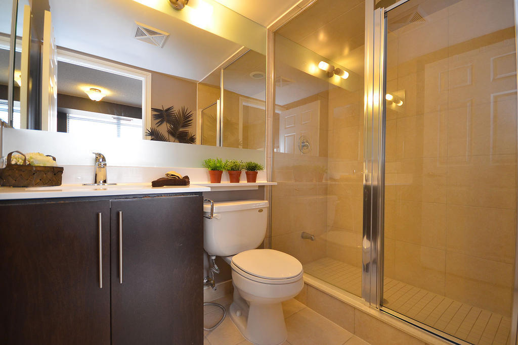 Napa Furnished Rental Apartments Square One มิสซิสซอกา ห้อง รูปภาพ