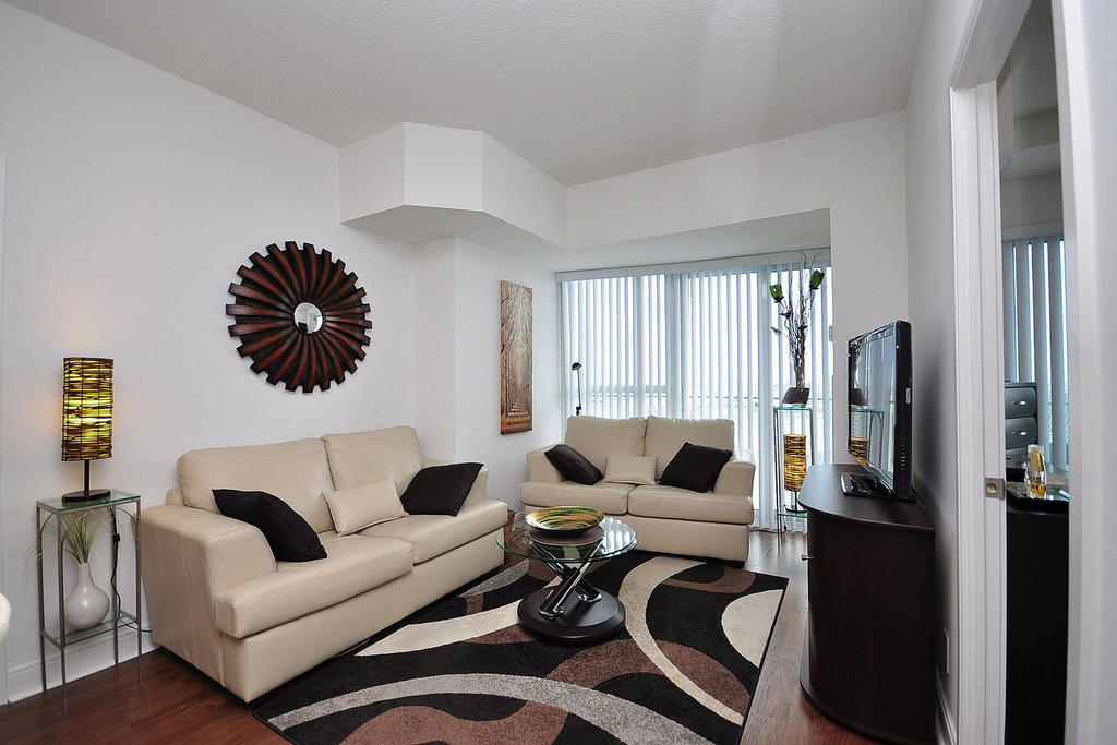 Napa Furnished Rental Apartments Square One มิสซิสซอกา ห้อง รูปภาพ